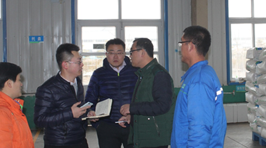 1488331732705372.png 伊利原料奶事业部质量管理部对J9国际站登录仓库进行现场评估.png